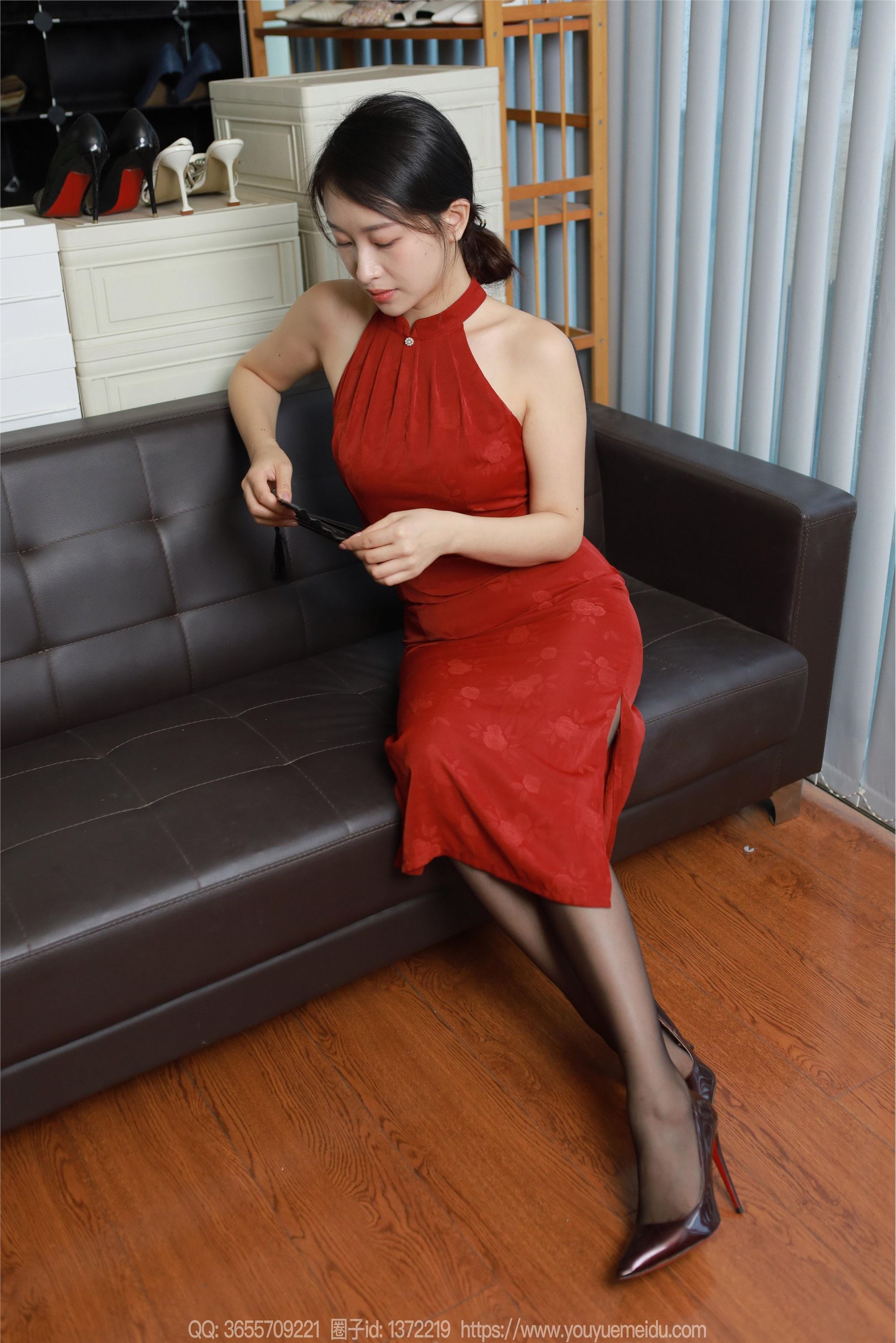 IESS异思趣向  2024.09.01 丝享家 1834 小婕《红黑》